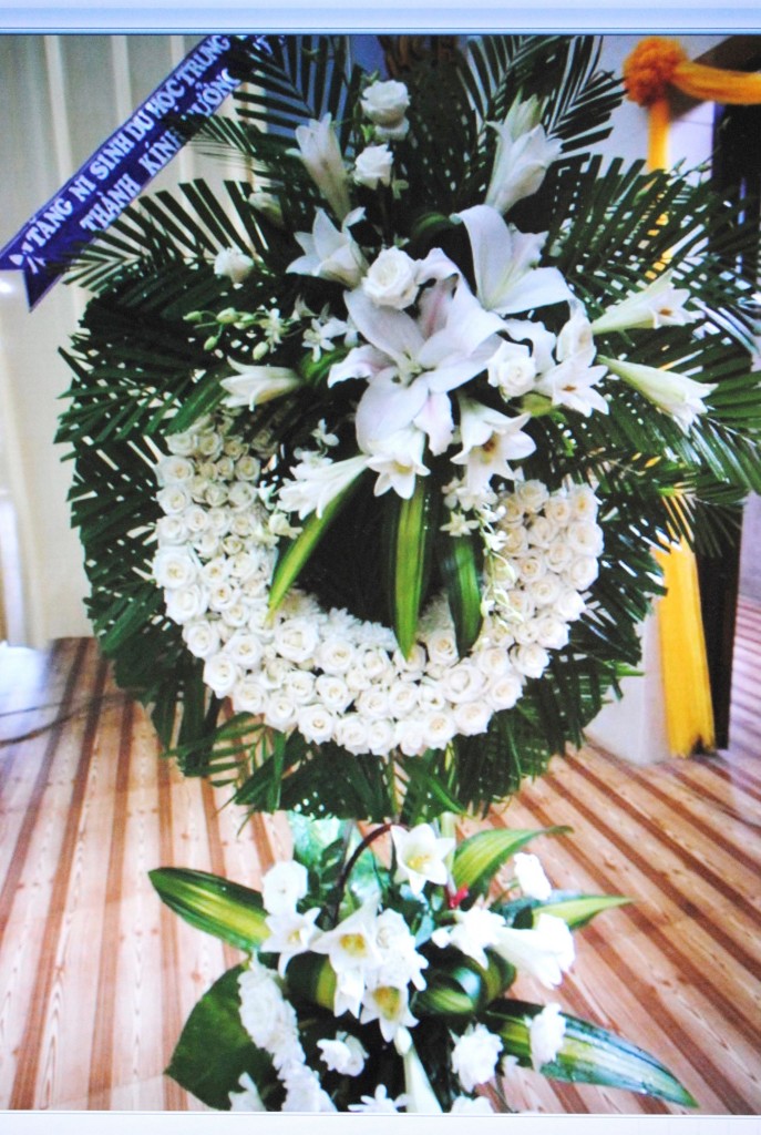 Funeral's Flowers (1)