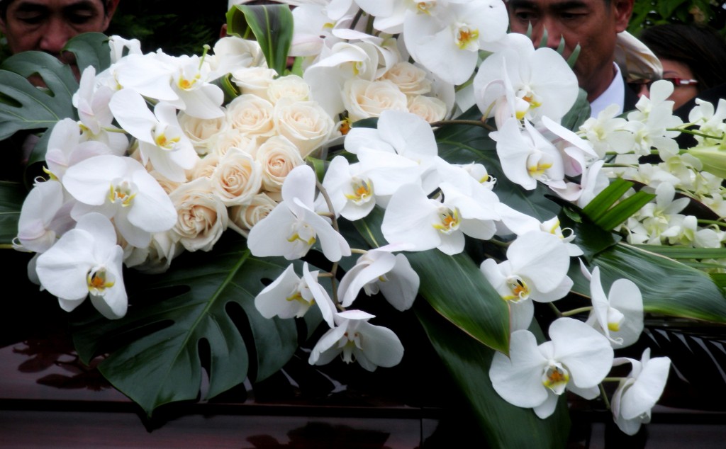 Funeral's Flowers 2010 (2)