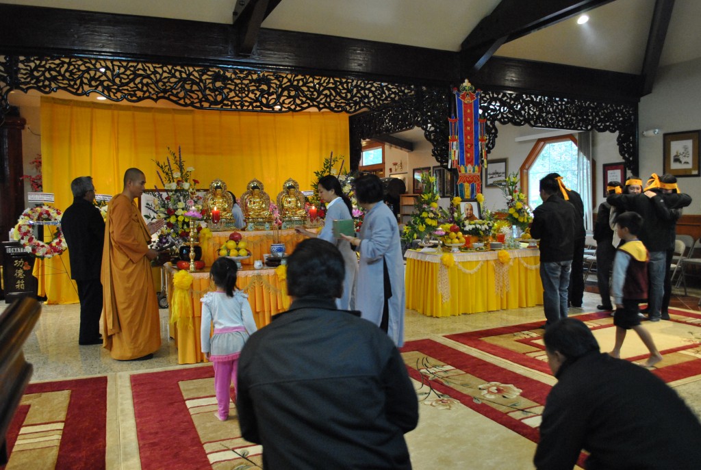 Le Cau Nguyen va Nhap Liem Ty Kheo Ni Thich Nu Lien Buu Nov 1 - 2014 (14)